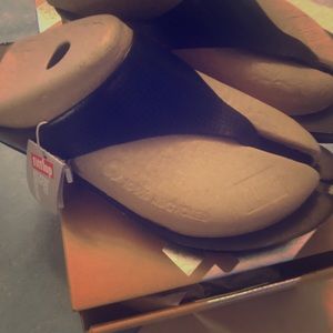 Fit Flops Brand new never worn with storage bag.